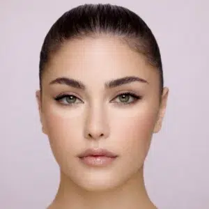 CHOGAN FLÜSSIGER KORREKTOR IN HONIGFARBE – FÜR HAUTUNREINHEITEN UND AUGENRINGE 1