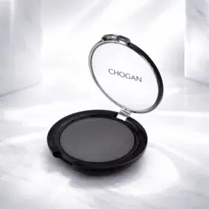 CHOGAN SCHWARZER LIDSCHATTEN – KOMPAKT UND GLÄNZEND